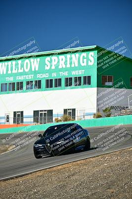 media/Oct-18-2025-Extreme Speed (Sat) [[d6d7e1fef1]]/Group 5/Session 1 (Turn 4)/